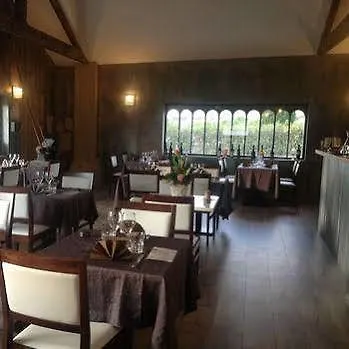 Chambres D'hotes La Ferme Du Gros Noyer Bed and Breakfast